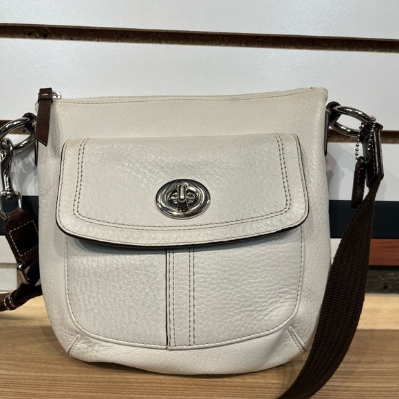 Coach Park Leather Crossbody - Picture 3 of 8